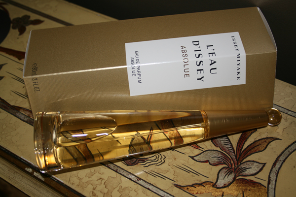 Coup de coeur parfum : L'Eau d'Issey Absolue d'Issey Miyake - PouletteBlog