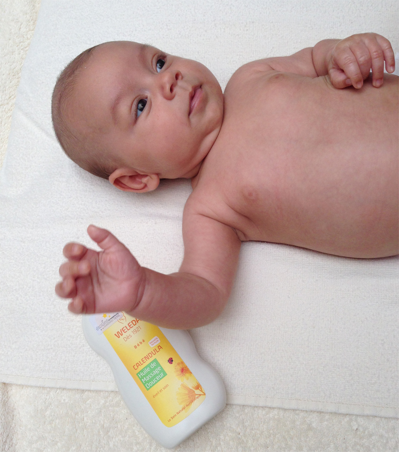 Marcel a testé les Ateliers Massage bébé de Weleda - Poulette Blog